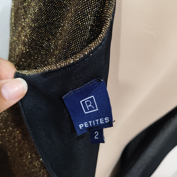 Reitman Petites Size 2 Gold Dress - Picture 6 of 7